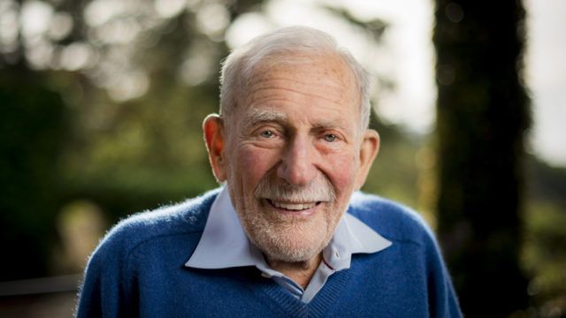 Obituary: Walter Munk (BS ’39, MS ’40)